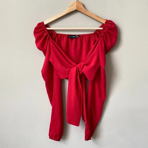 PrettyLittleThing Women's Size 2 Puff Long Sleeve Tie Bow Crop Top Blouse Red - Picture 3 of 16